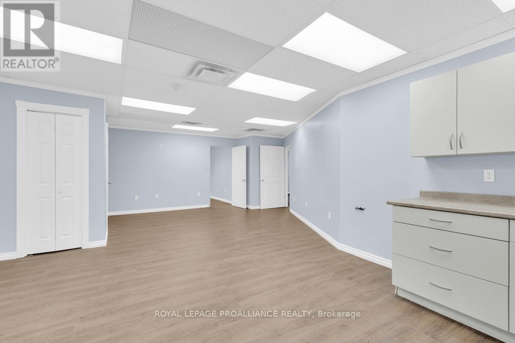 108 Russel Street, Centre Hastings, Ontario  K0K 2K0 - Photo 7 - X12952182