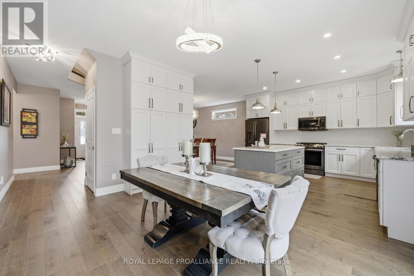 57 Appledene Drive, Quinte West, Ontario  K8V 0H6 - Photo 15 - X12963208