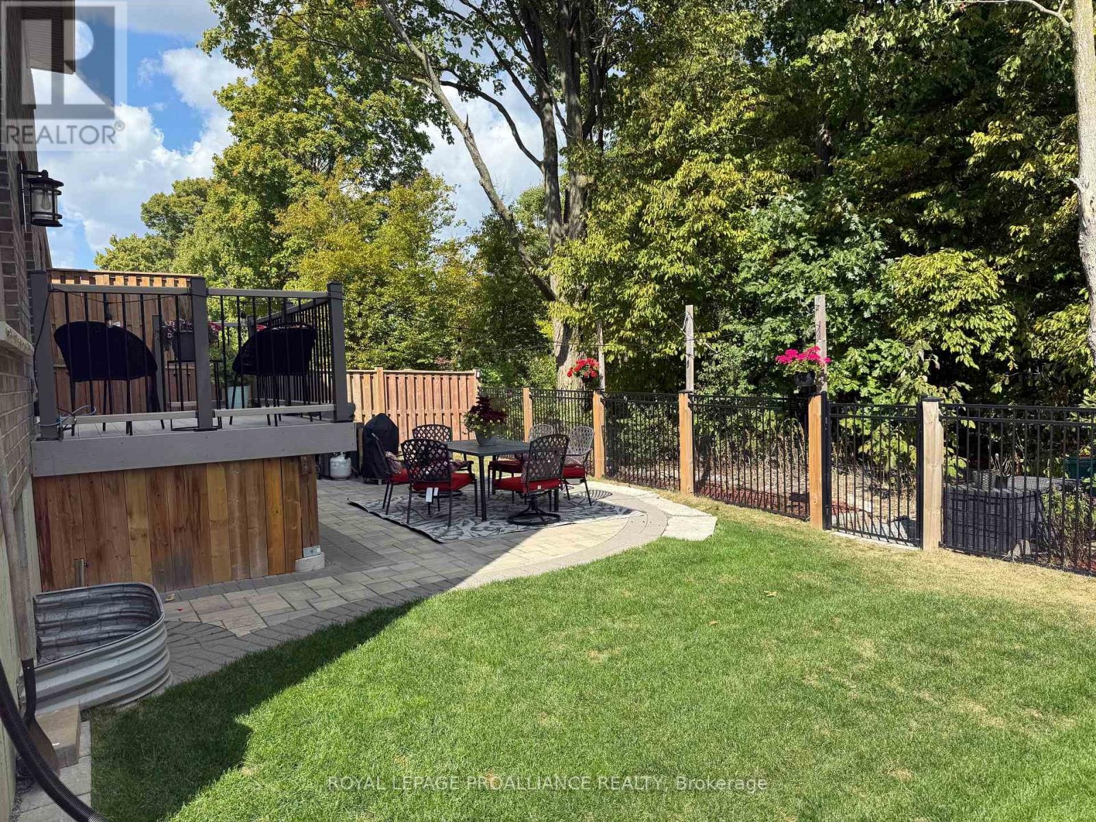 57 Appledene Drive, Quinte West, Ontario  K8V 0H6 - Photo 49 - X12963208