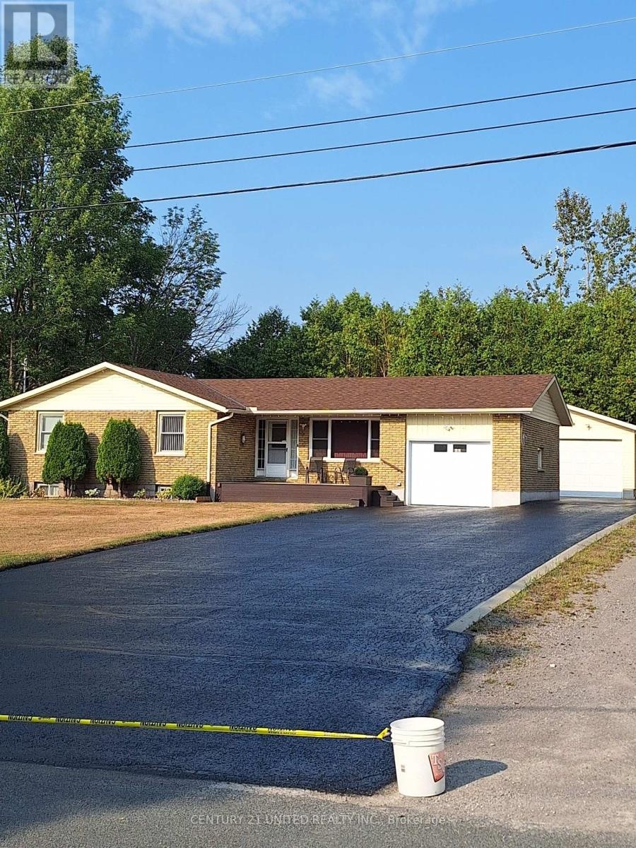 622 Brick Road, Selwyn, Ontario  K0L 1T0 - Photo 23 - X12972030