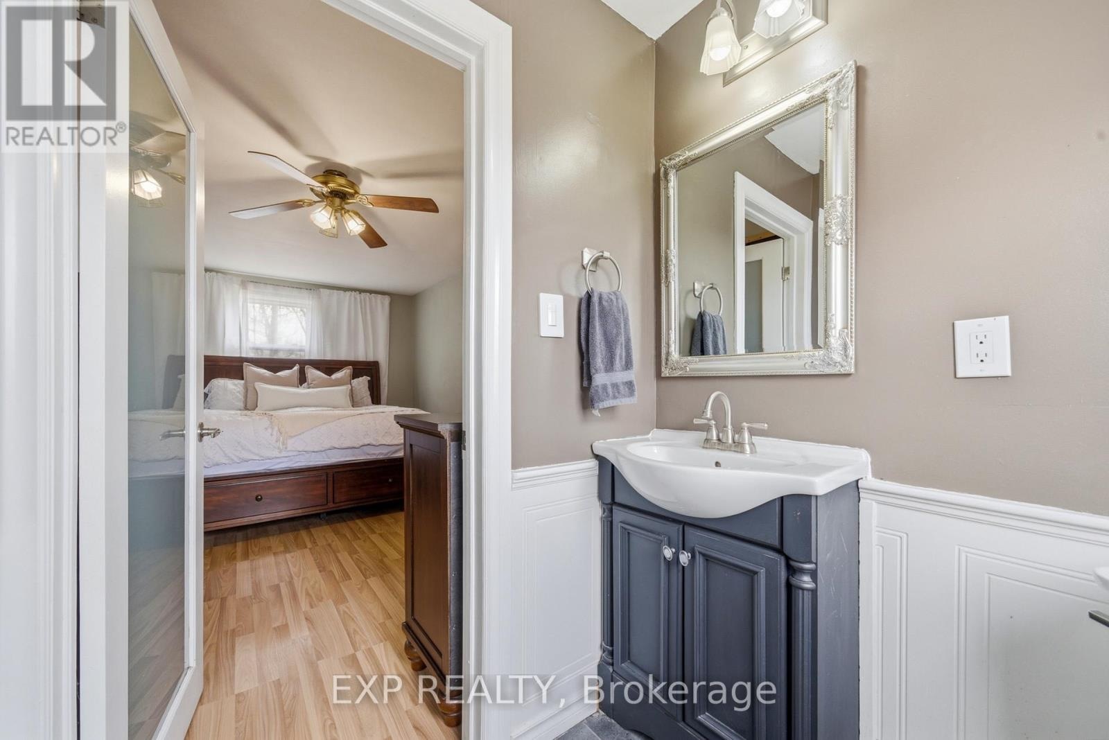 10 Valleyview Crescent, Belleville, Ontario  K8P 3G1 - Photo 25 - X12941678