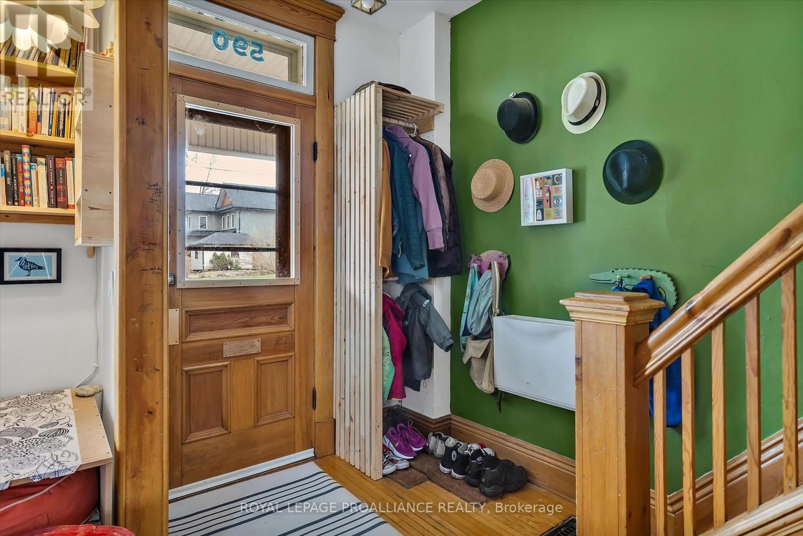 590 Murray Street, Peterborough, Ontario  K9H 2V1 - Photo 3 - X12845928