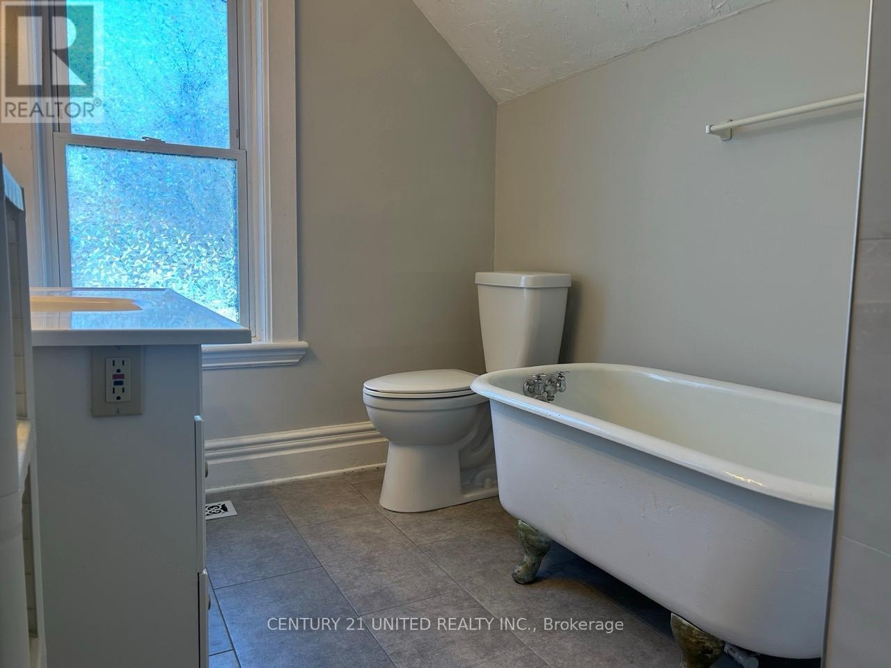 862 George Street N, Peterborough, Ontario K9H 3T7 - Photo 23 - X12929942