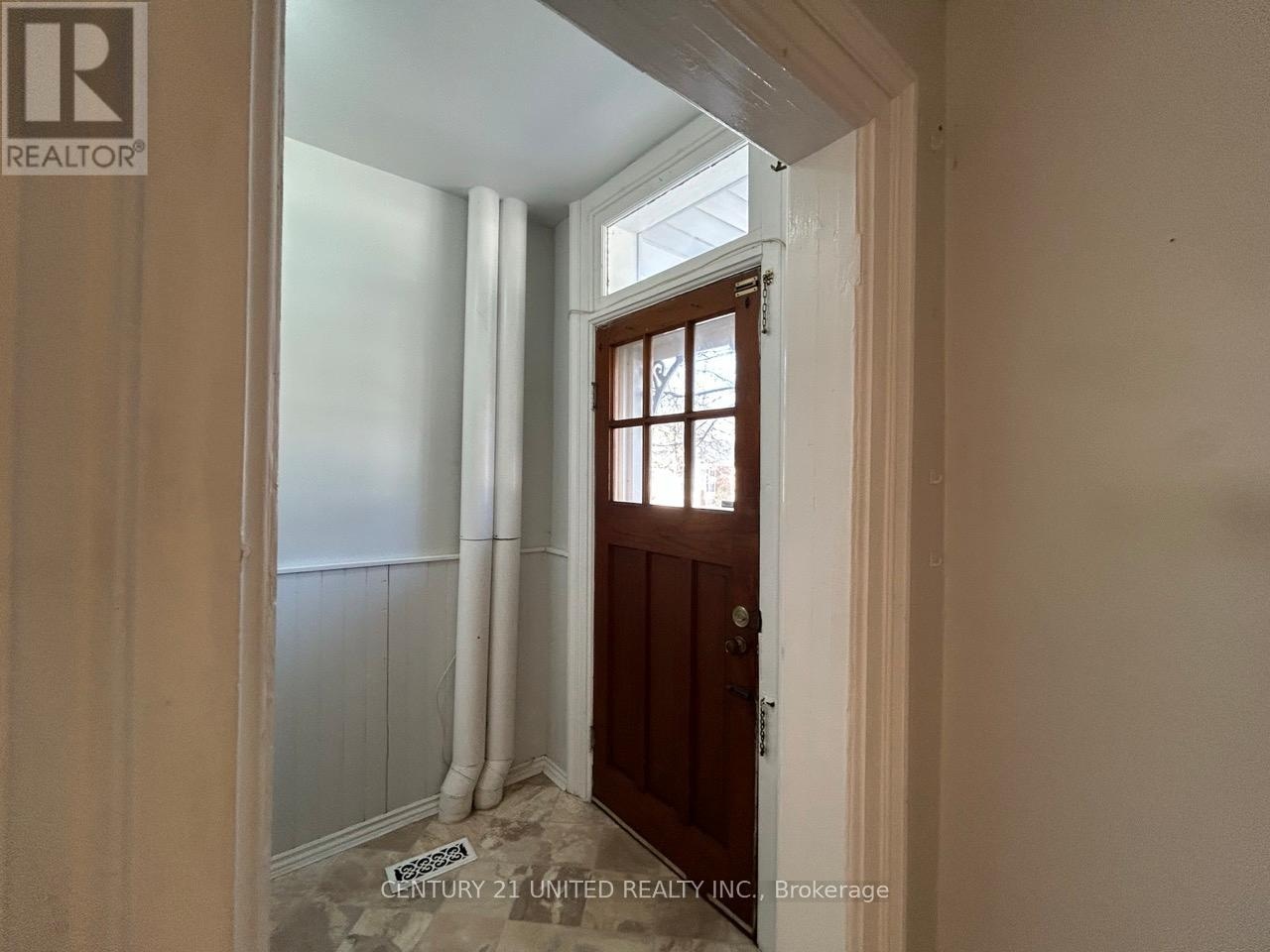 862 George Street N, Peterborough, Ontario K9H 3T7 - Photo 4 - X12929942