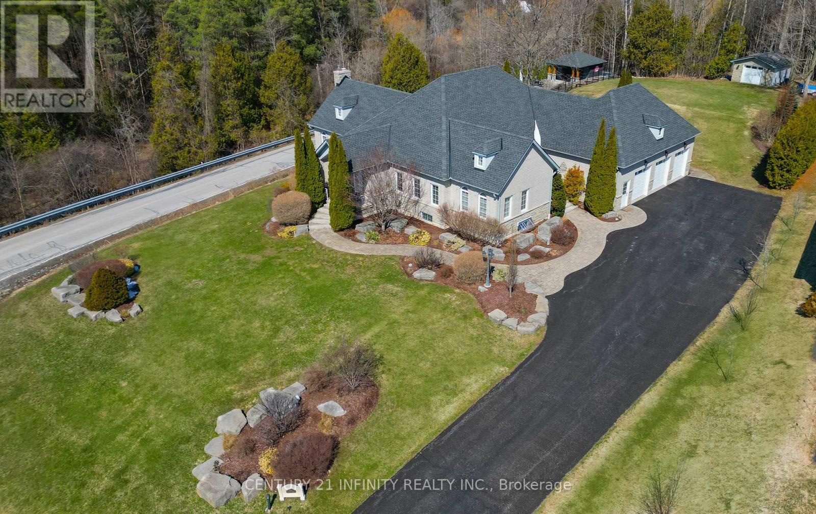 1501 Kodiak Street, Pickering, Ontario  L1Y 1A8 - Photo 3 - E12980816