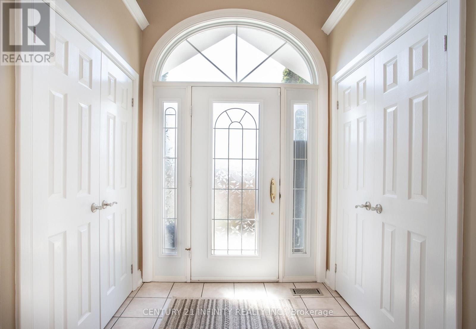 1501 Kodiak Street, Pickering, Ontario  L1Y 1A8 - Photo 9 - E12980816