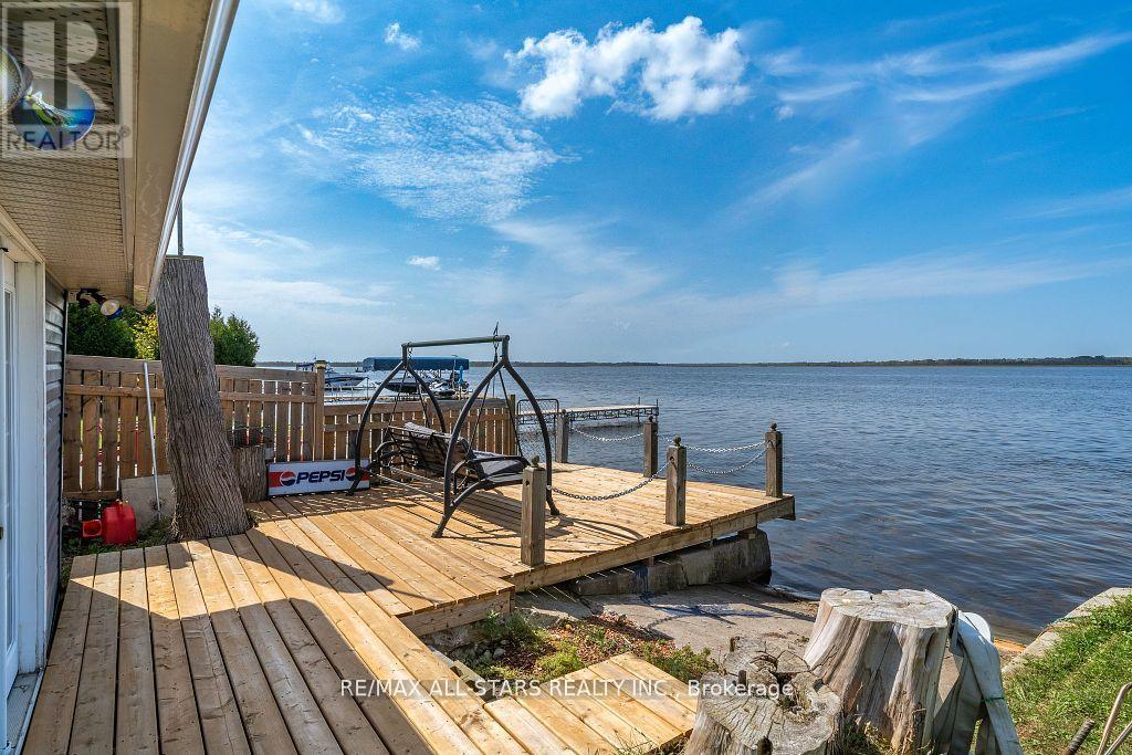 283 Snug Harbour Road, Kawartha Lakes, Ontario K9V 4R6 - Photo 35 - X12981178