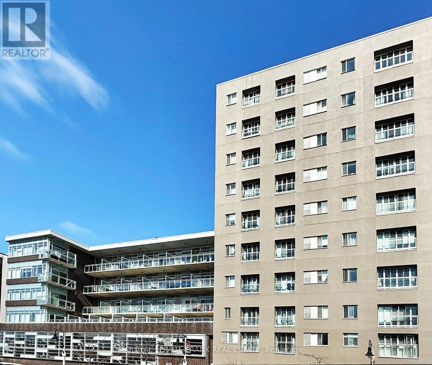 905 - 44 Bond Street W, Oshawa, Ontario  L1G 6R2 - Photo 1 - E12985384
