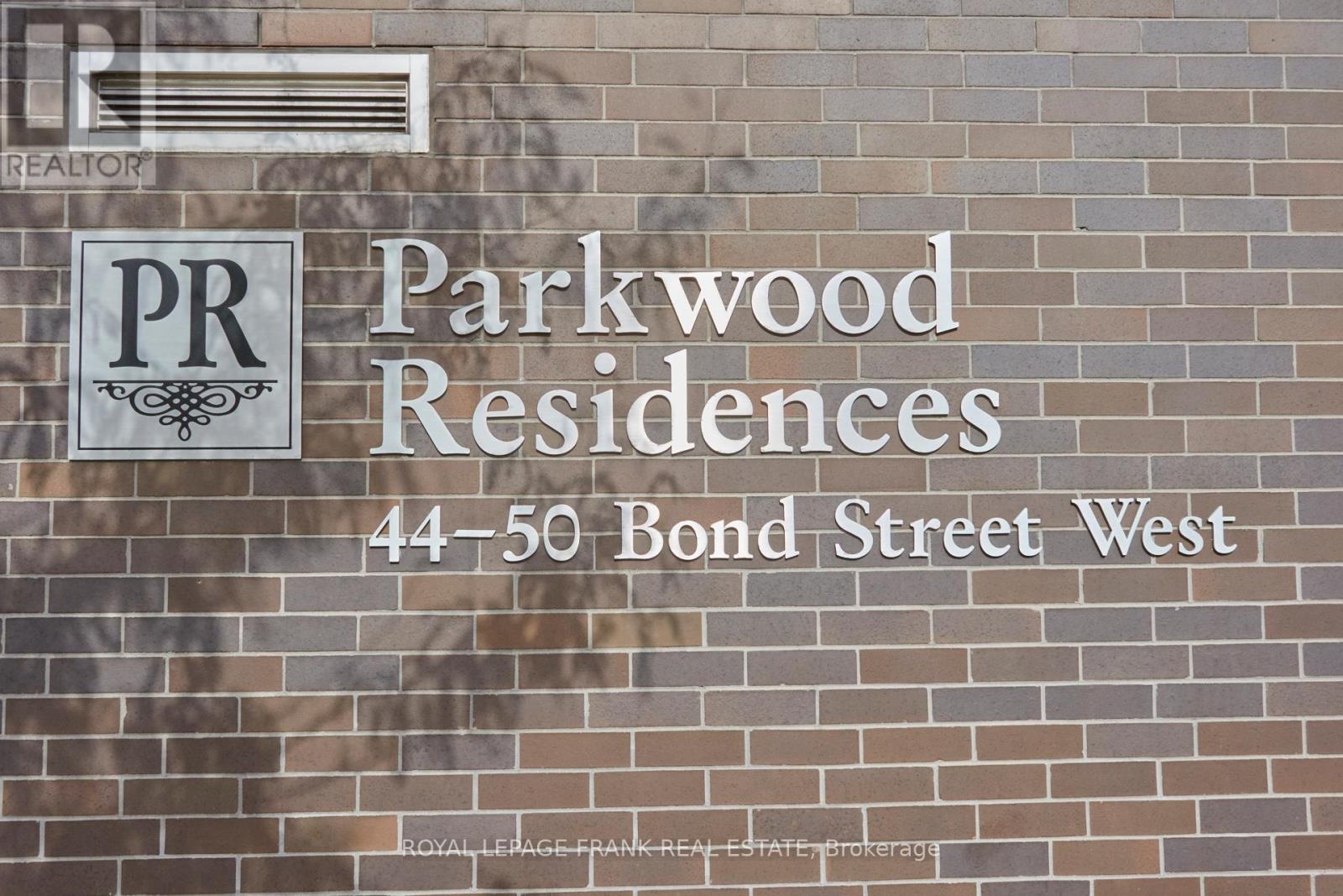 905 - 44 Bond Street W, Oshawa, Ontario  L1G 6R2 - Photo 2 - E12985384