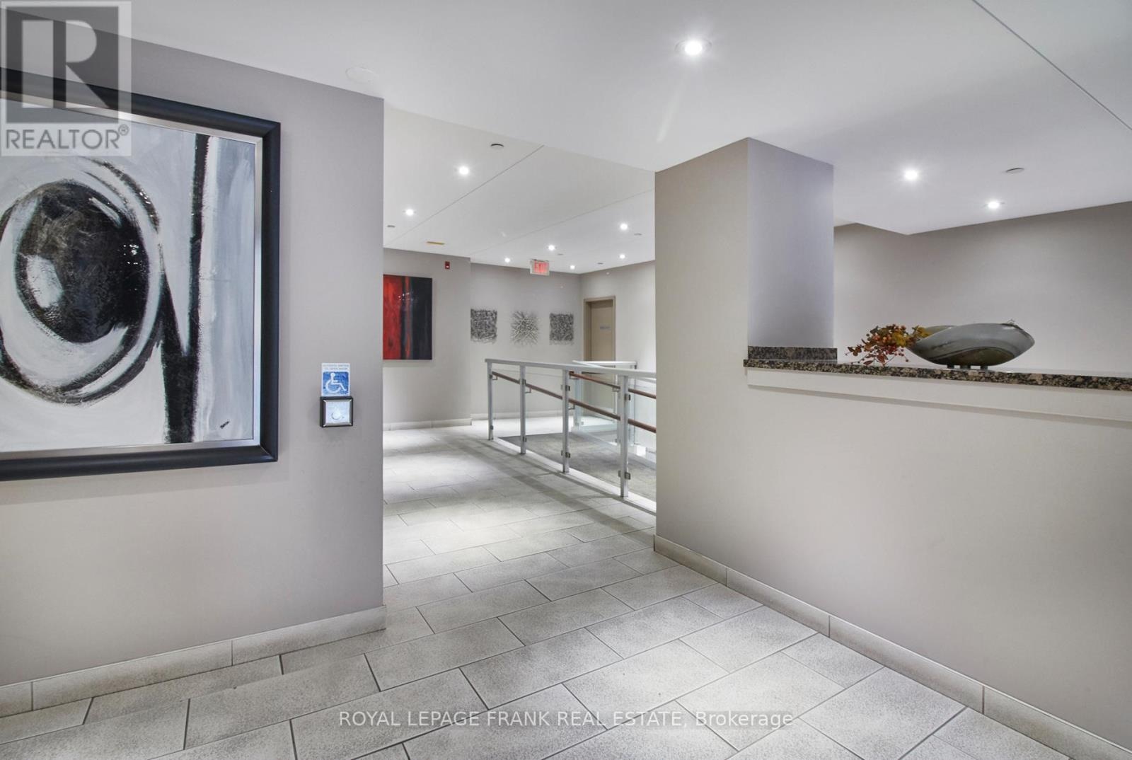 905 - 44 Bond Street W, Oshawa, Ontario  L1G 6R2 - Photo 4 - E12985384