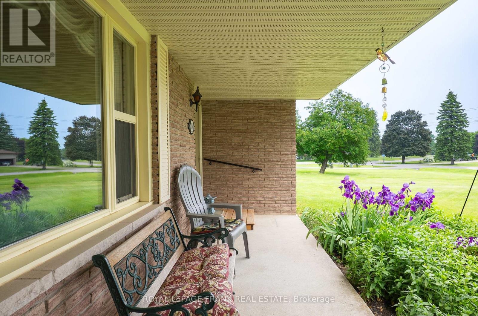 383 Old Surrey Lane, Kawartha Lakes, Ontario  K0M 1A0 - Photo 33 - X12594004