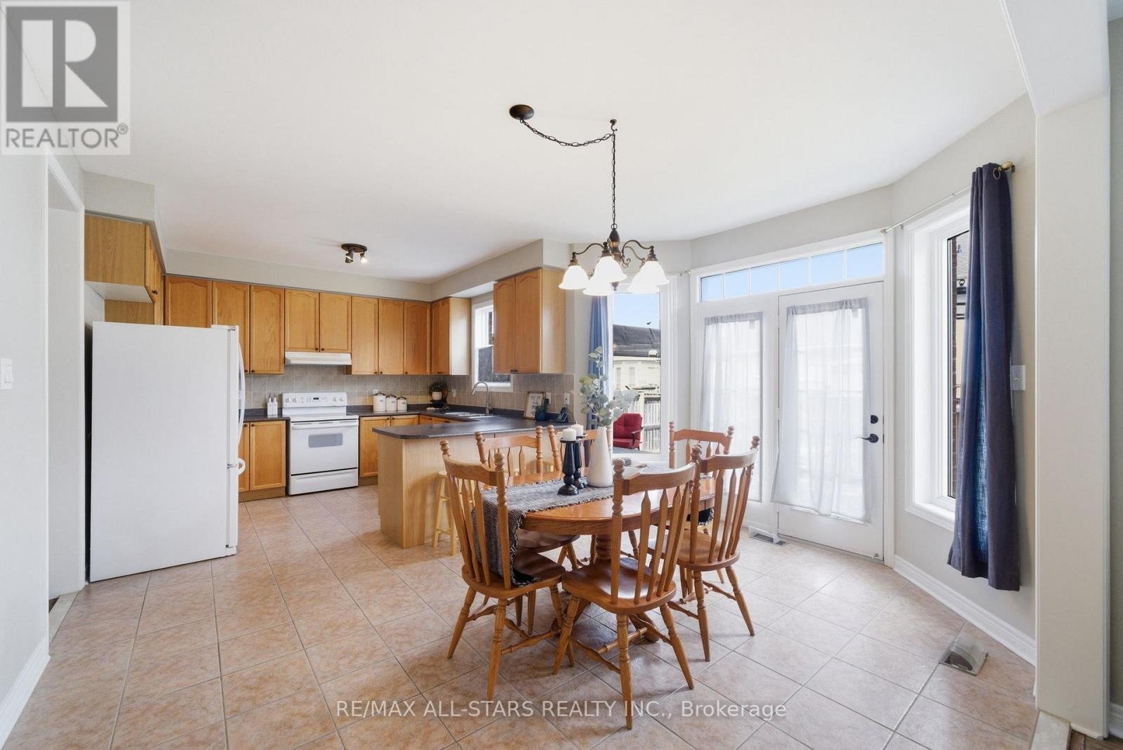 179 Roseborough Drive, Scugog, Ontario  L9L 2E6 - Photo 11 - E12986446