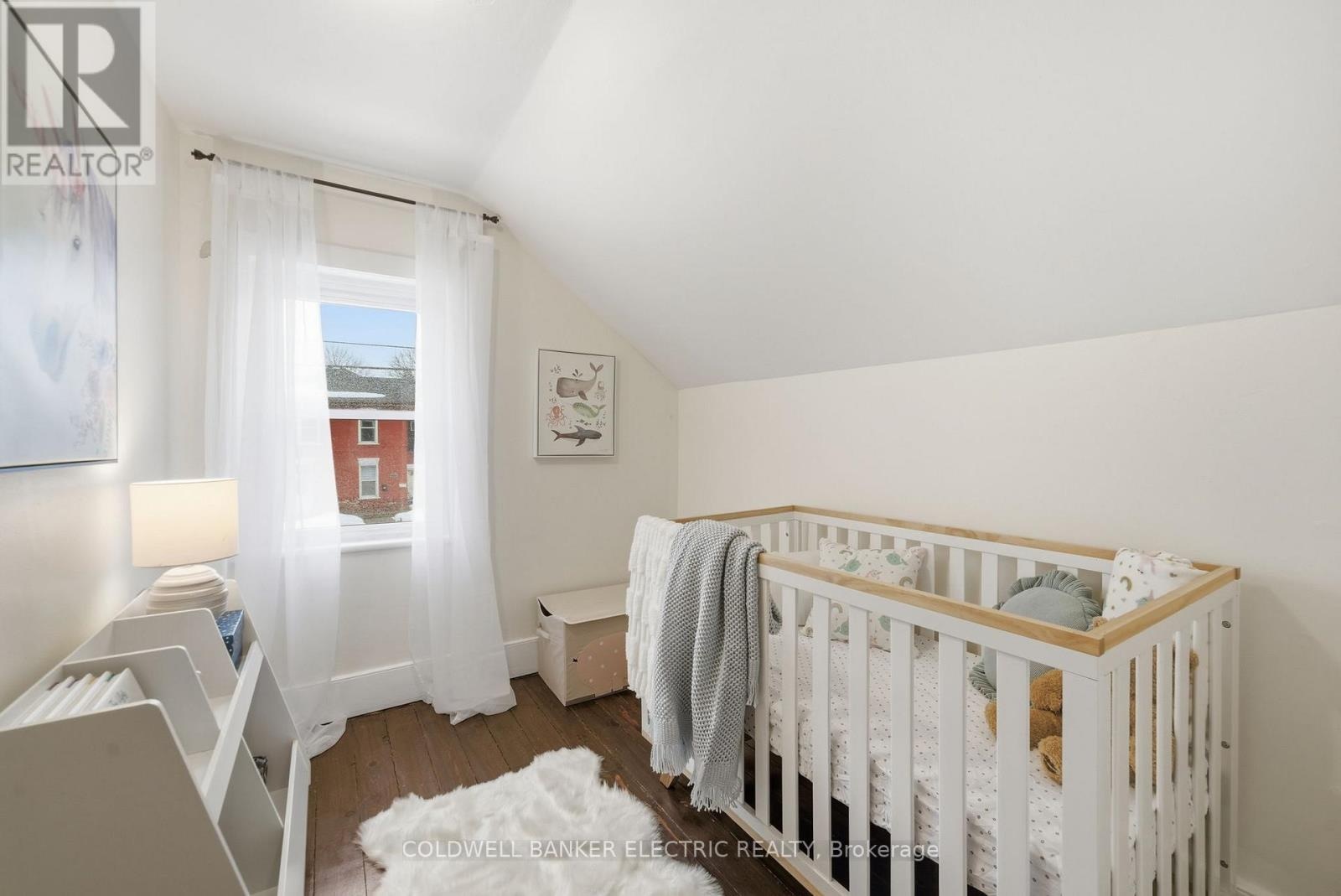 607 Armour Road, Peterborough, Ontario  K9H 1Z3 - Photo 11 - X12989038