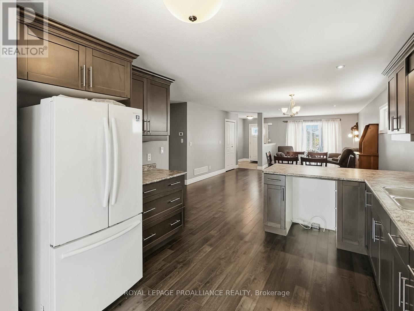 8 Tessa Boulevard, Belleville, Ontario  K8N 4Z5 - Photo 13 - X12978484