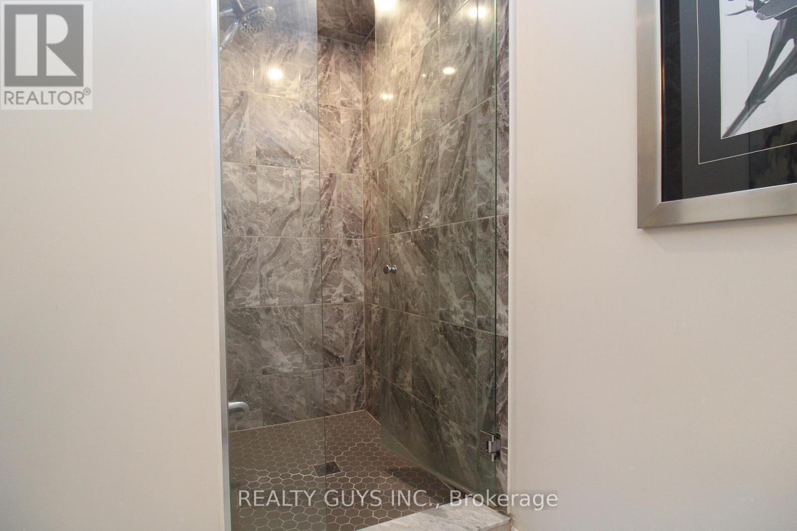 570 Grange Way, Peterborough, Ontario K9H 0G5 - Photo 31 - X12992044