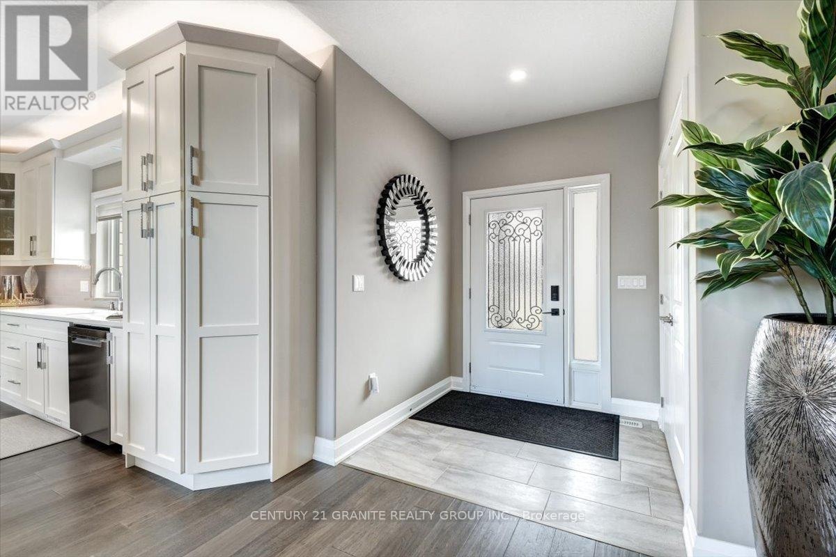 9 Bancroft Ridge Drive, Bancroft, Ontario  K0L 1C0 - Photo 5 - X12995466