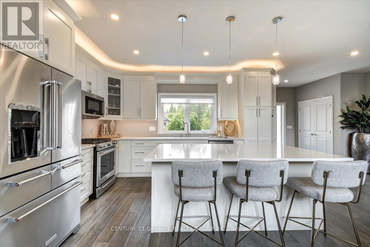 9 Bancroft Ridge Drive, Bancroft, Ontario  K0L 1C0 - Photo 7 - X12995466