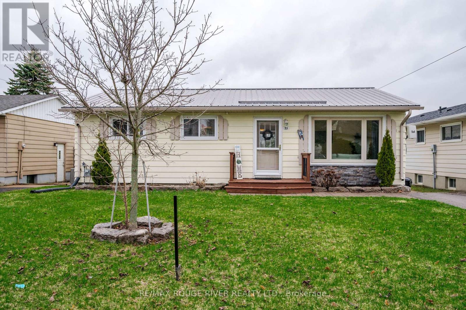 39 Bay St Street W, Trent Hills, Ontario K0L 1Y0 - Photo 2 - X12996142