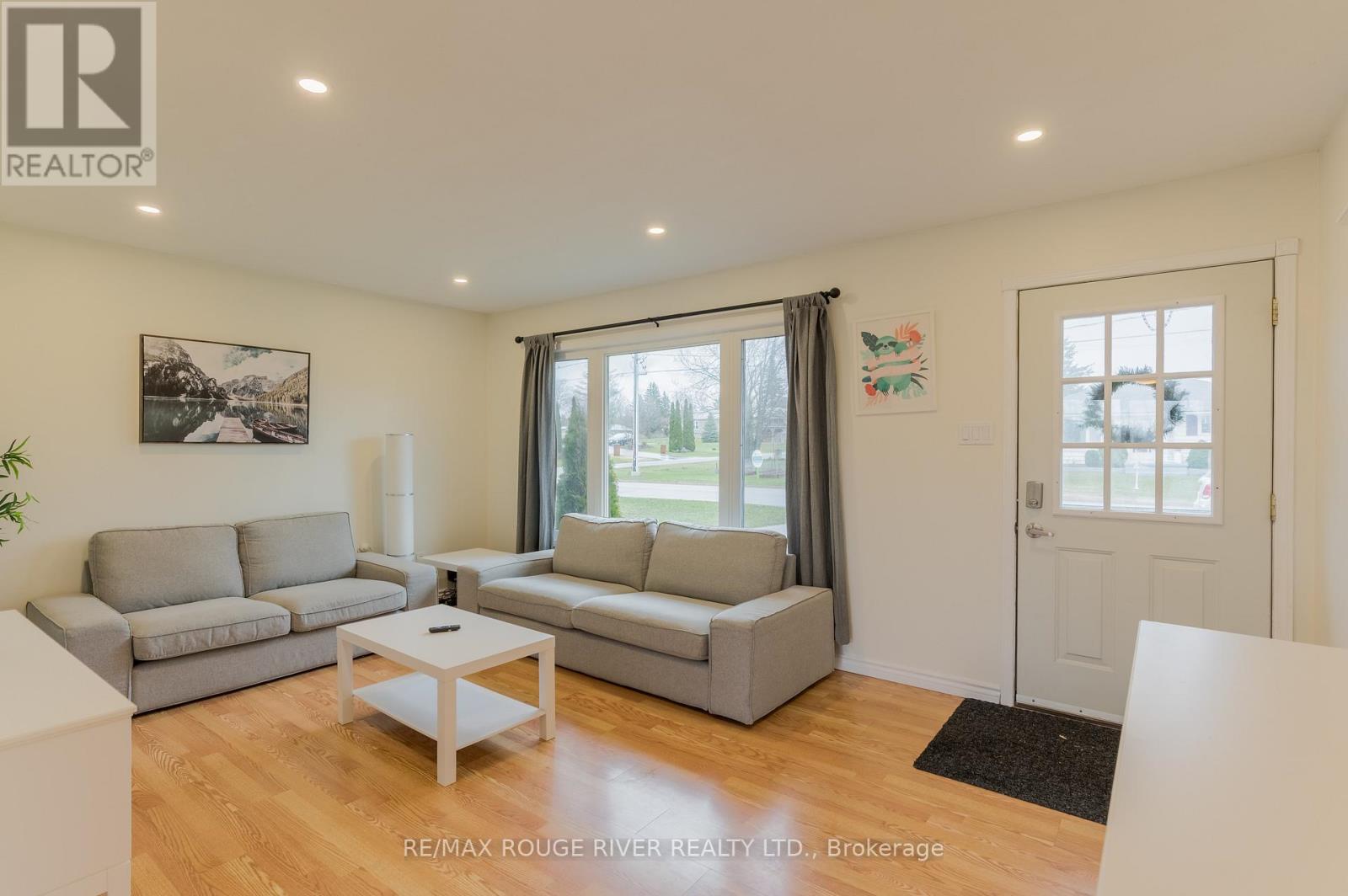 39 Bay St Street W, Trent Hills, Ontario K0L 1Y0 - Photo 3 - X12996142
