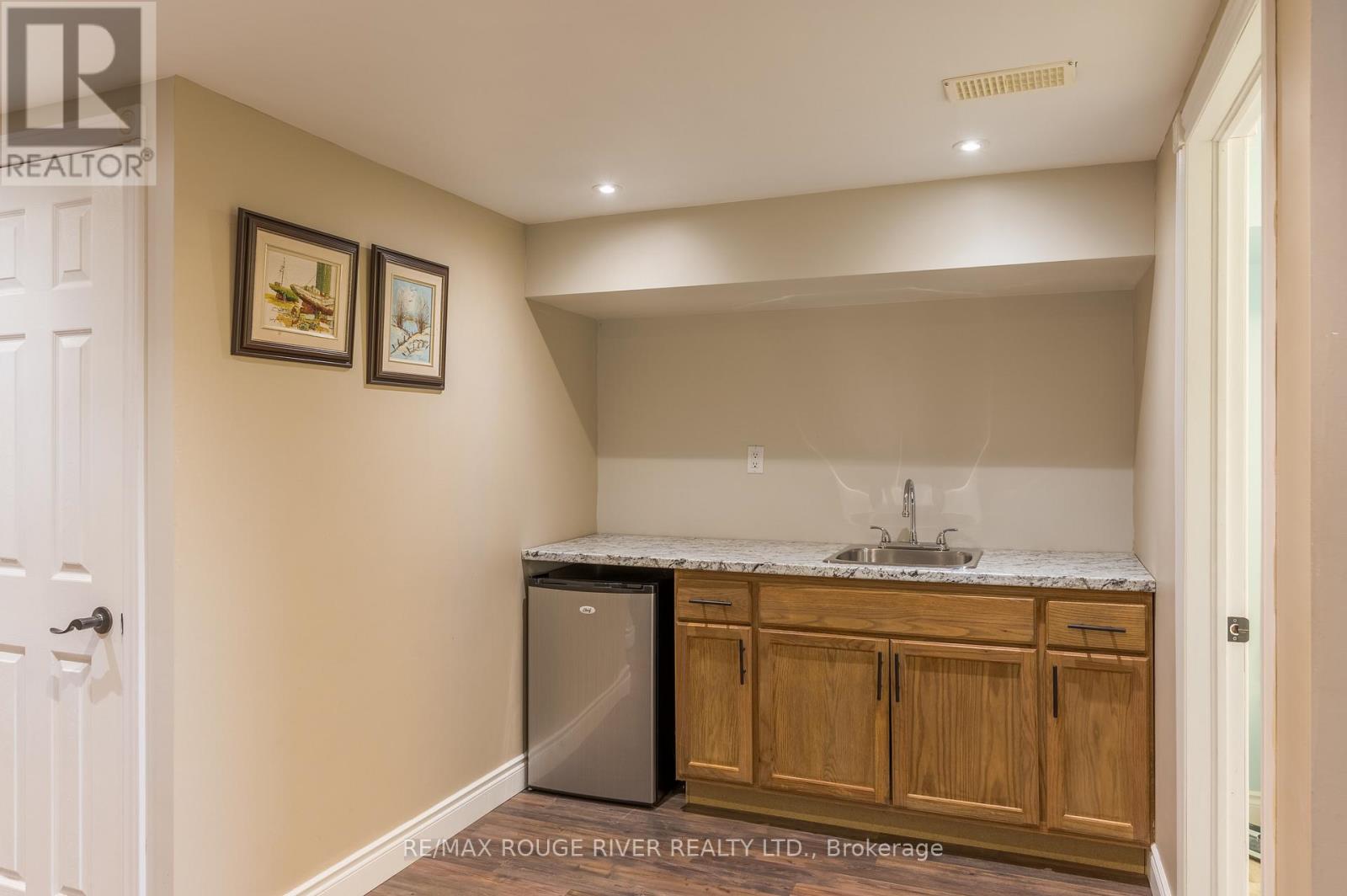 39 Bay St Street W, Trent Hills, Ontario K0L 1Y0 - Photo 38 - X12996142