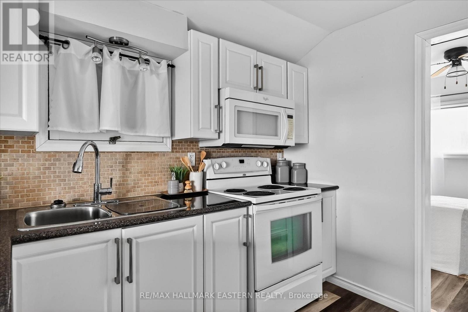 252 Lake Road, Trent Hills, Ontario  K0K 2M0 - Photo 12 - X12996574