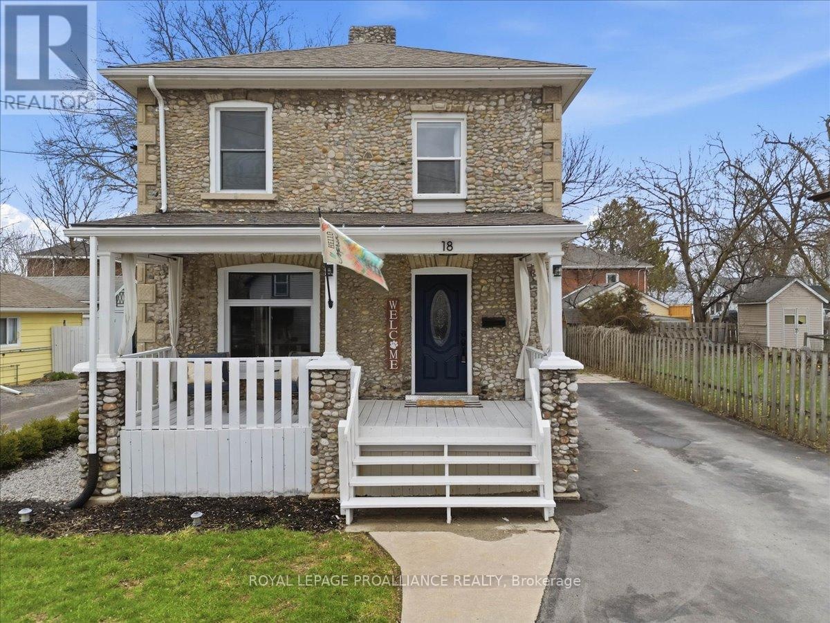 18 Brassey Street, Belleville, Ontario  K8N 2R3 - Photo 1 - X12998124