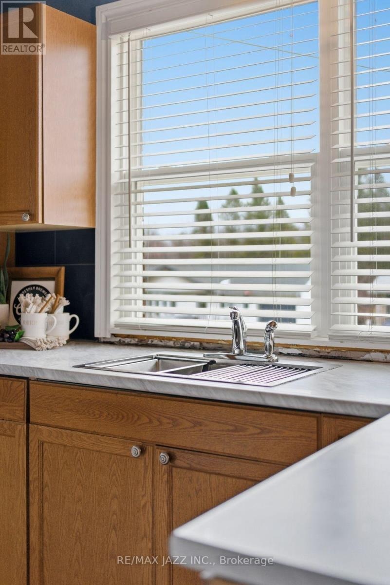 194 St Lawrence Street W, Centre Hastings, Ontario  K0K 2K0 - Photo 12 - X13000018