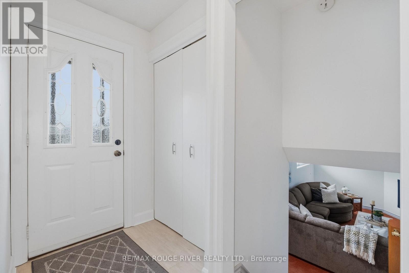 608 Elizabeth Street, Cobourg, Ontario  K9A 4S1 - Photo 3 - X13000272