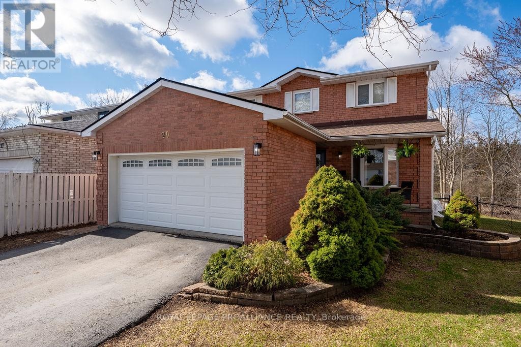29 Sherwood Crescent, Belleville, Ontario  K8P 5G2 - Photo 1 - X13004308
