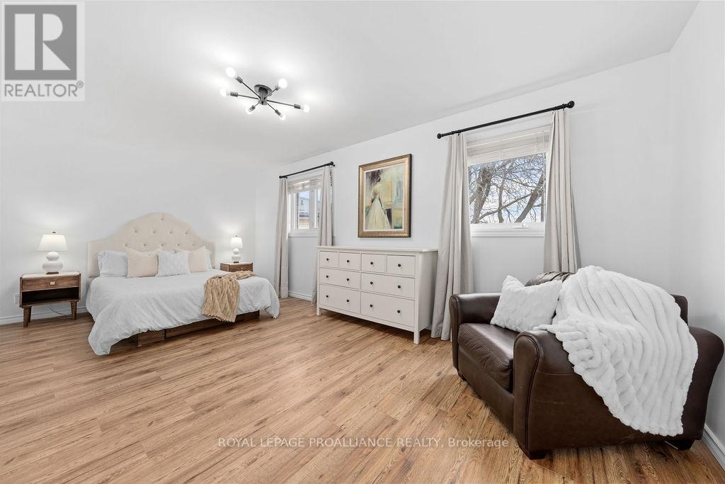 29 Sherwood Crescent, Belleville, Ontario  K8P 5G2 - Photo 35 - X13004308
