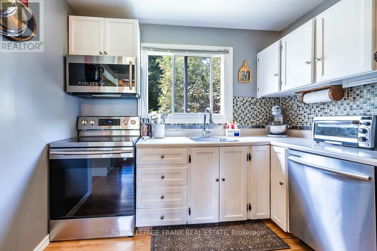 16 Shelley Drive, Kawartha Lakes, Ontario  K0M 2C0 - Photo 13 - X13005428