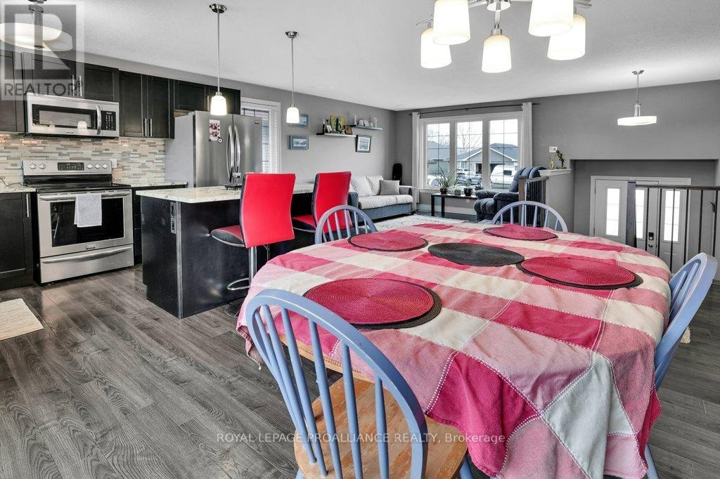 157 Lester Road, Quinte West, Ontario  K8V 5P8 - Photo 18 - X13012934