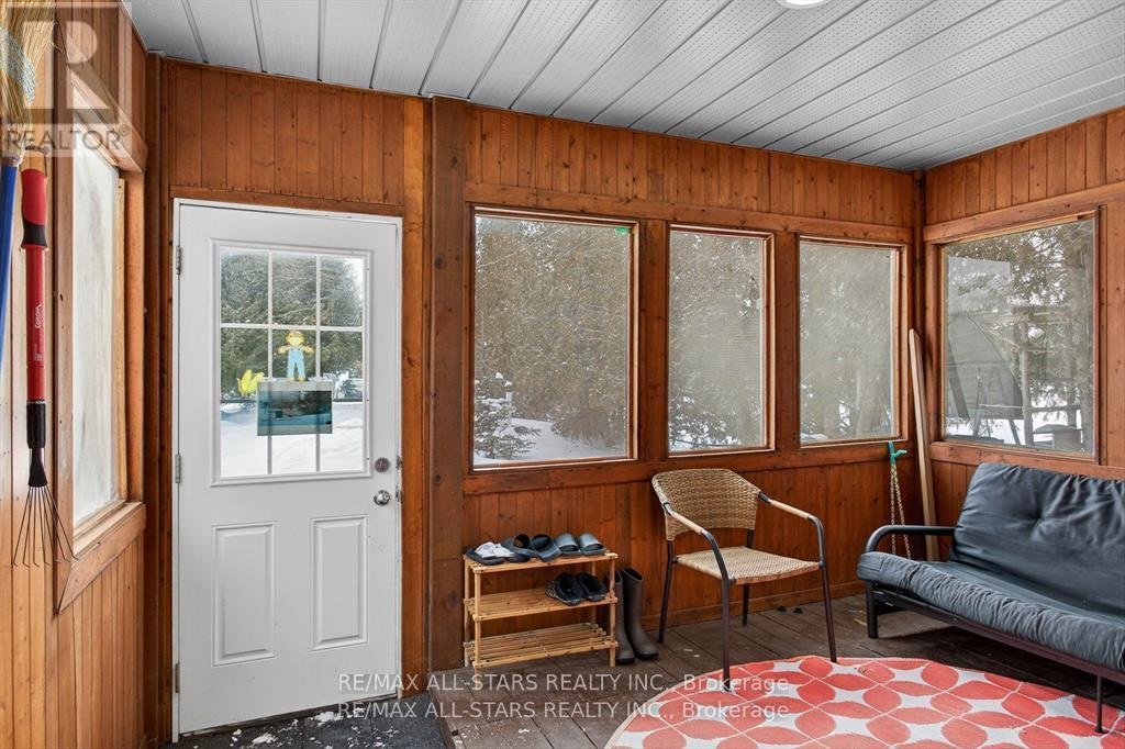 220 Mcguire Beach Road, Kawartha Lakes, Ontario  K0M 2B0 - Photo 5 - X12975276