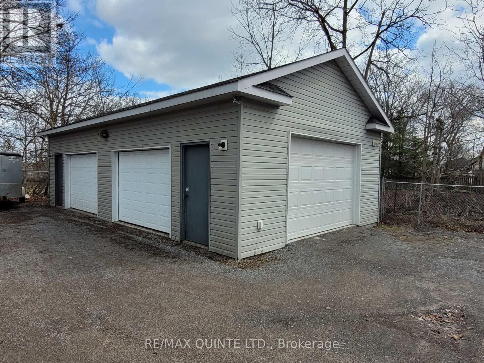 41 Grier Street, Belleville, Ontario  K8P 2Z9 - Photo 2 - X13019536