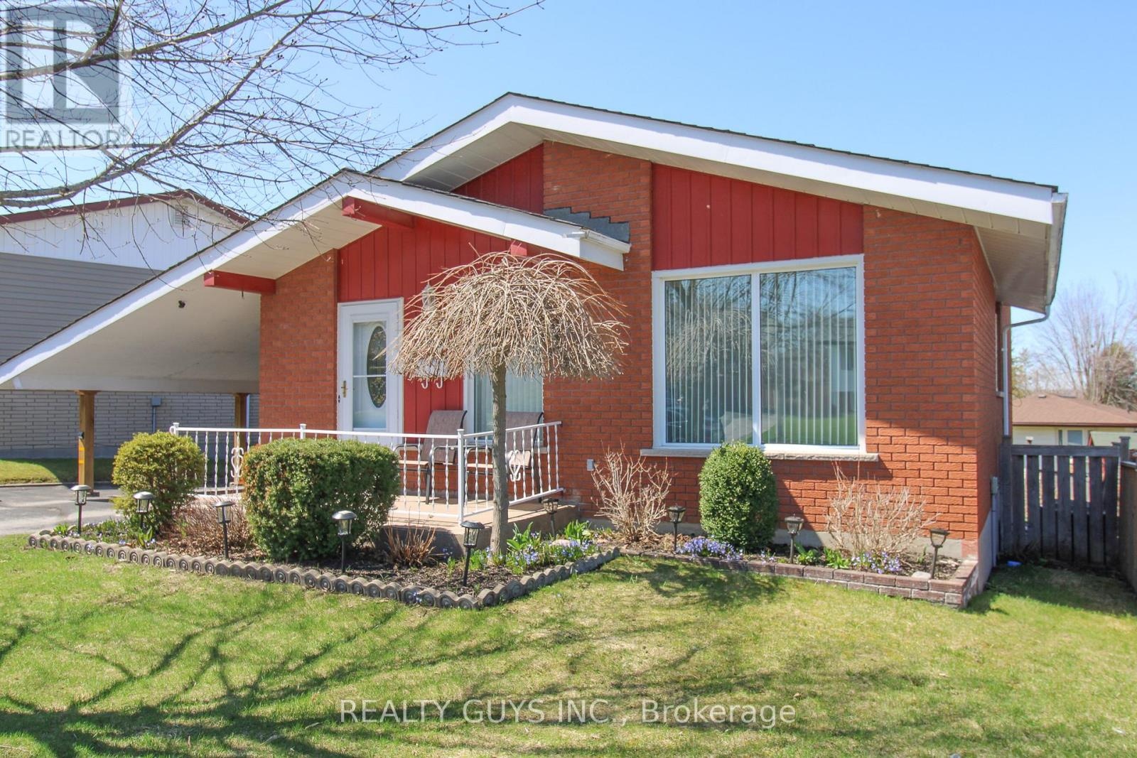 615 Saugeen Crescent, Peterborough, Ontario K9J 1J9 - Photo 3 - X13019578