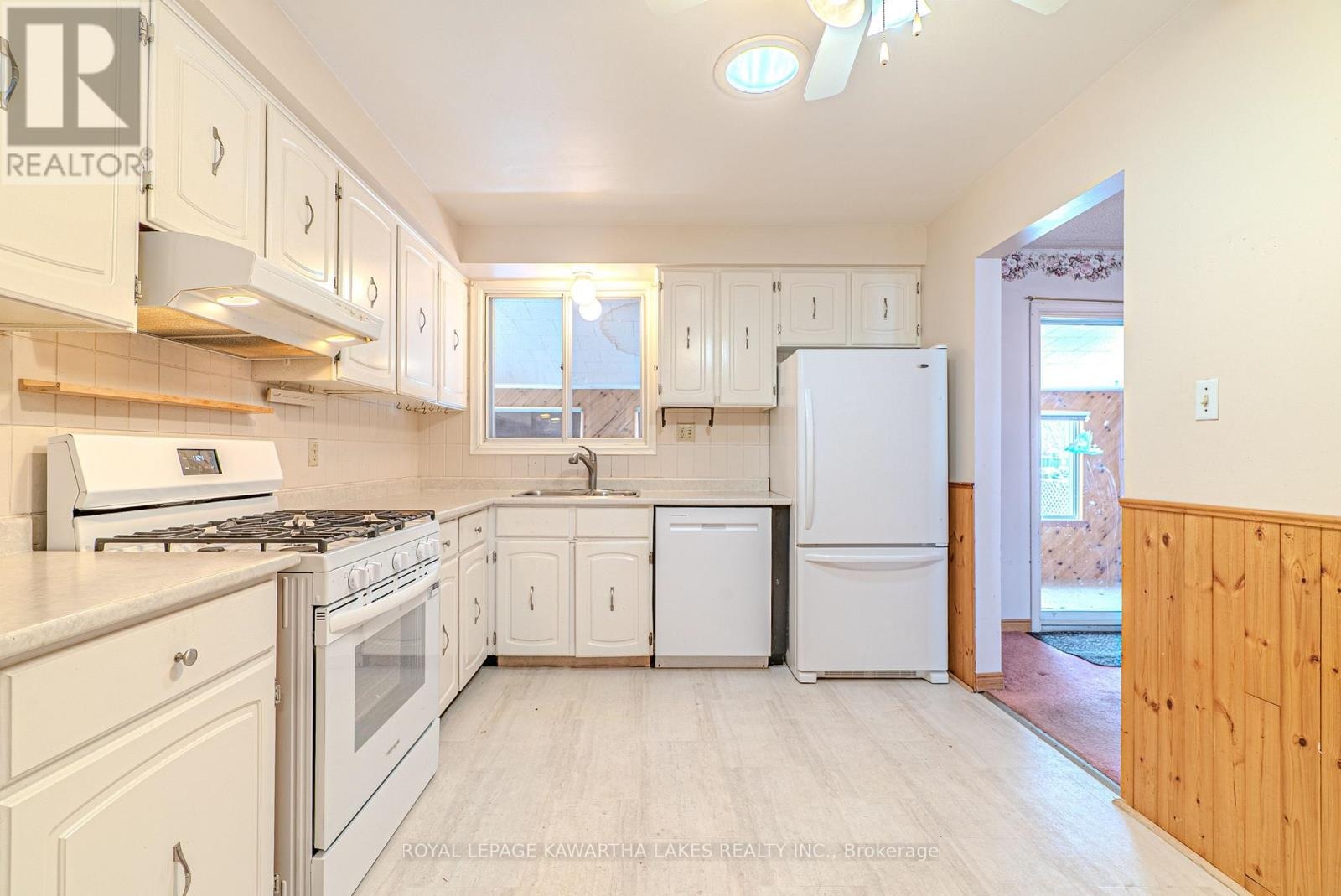 89 Angeline Street S, Kawartha Lakes, Ontario  K9V 3L4 - Photo 11 - X12615912