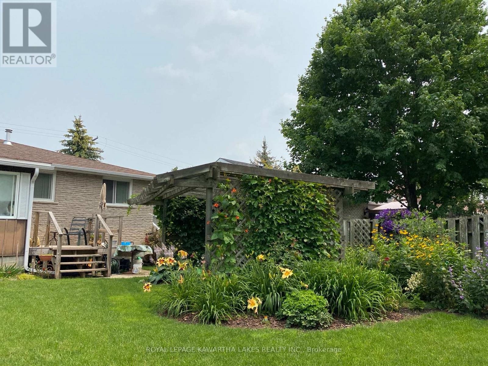 89 Angeline Street S, Kawartha Lakes, Ontario  K9V 3L4 - Photo 37 - X12615912