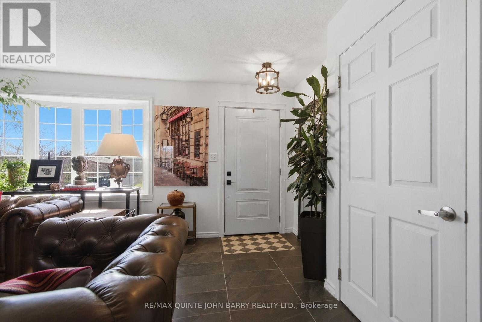 28 Fleming Road, Quinte West, Ontario  K8V 6P7 - Photo 5 - X13025856