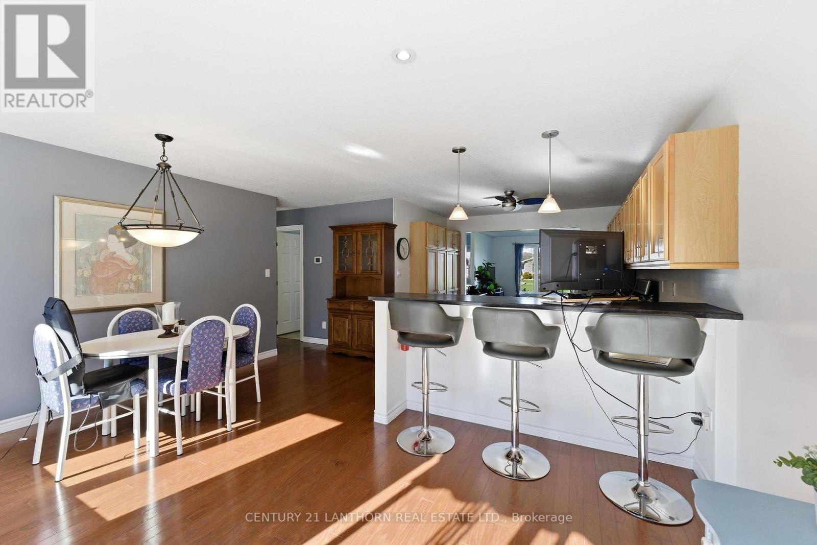 167 Nicholas Street, Quinte West, Ontario  K8V 6E8 - Photo 15 - X13027672