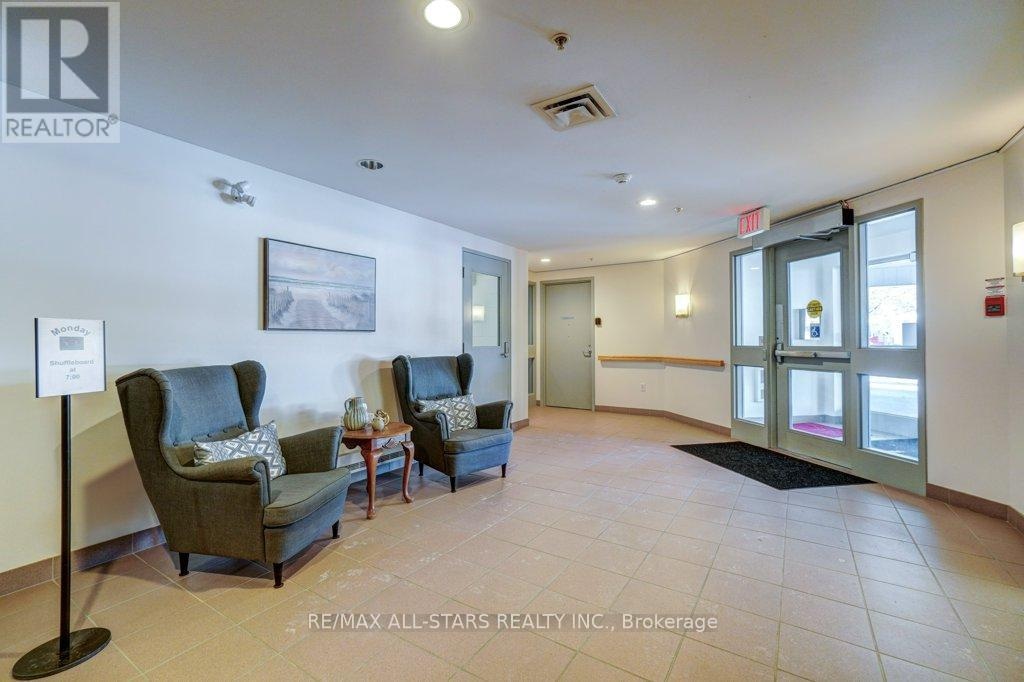 303 - 8 Huron Street, Kawartha Lakes, Ontario  K9V 6K3 - Photo 3 - X12548054