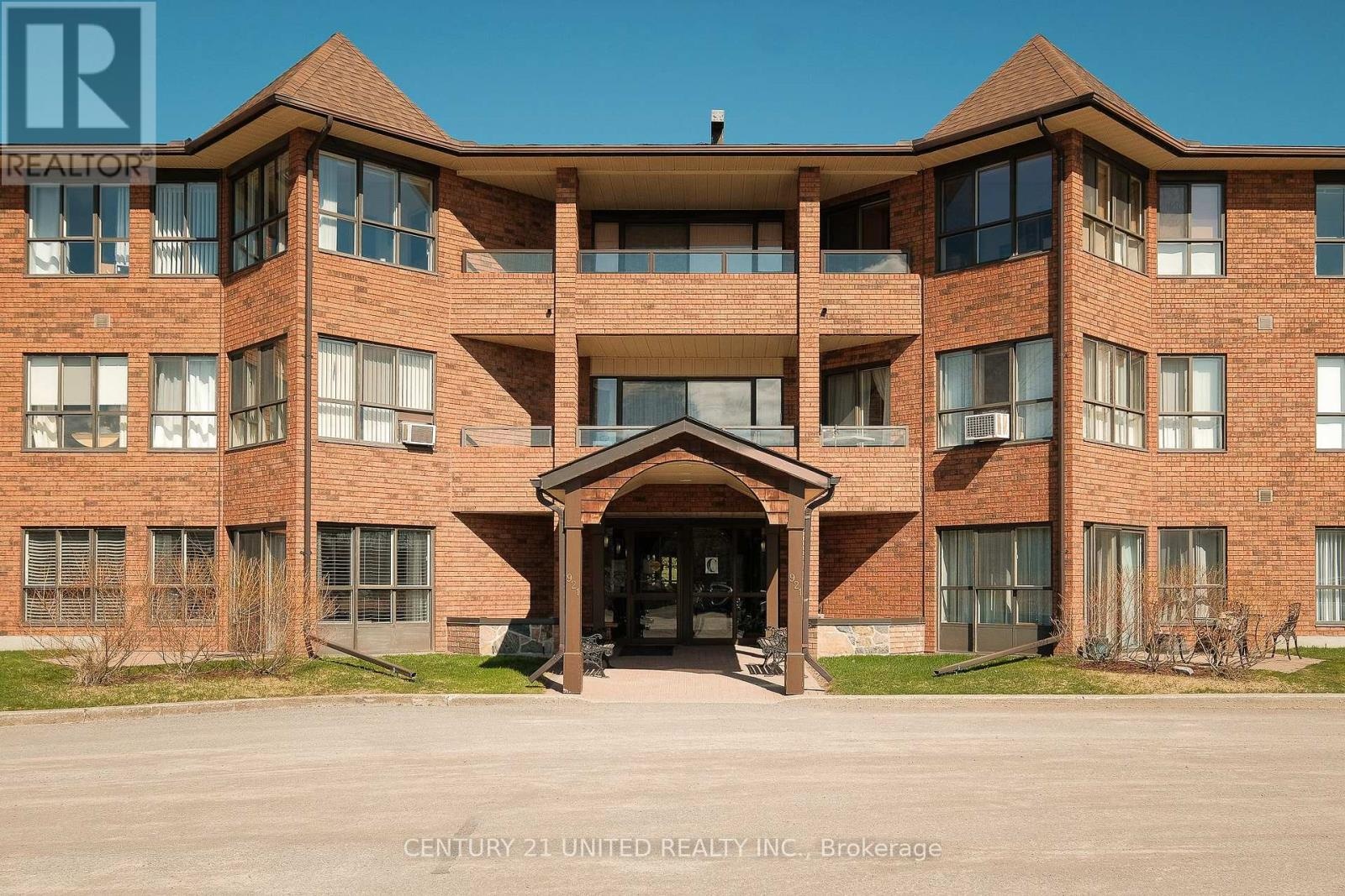 218 - 921 Armour Road, Peterborough, Ontario  K9H 7K5 - Photo 1 - X13030454