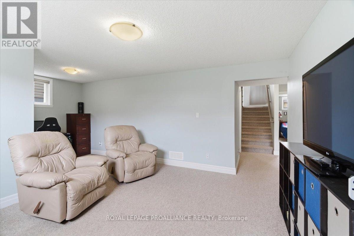 68 Cortland Crescent, Quinte West, Ontario  K8V 0E9 - Photo 29 - X13032058