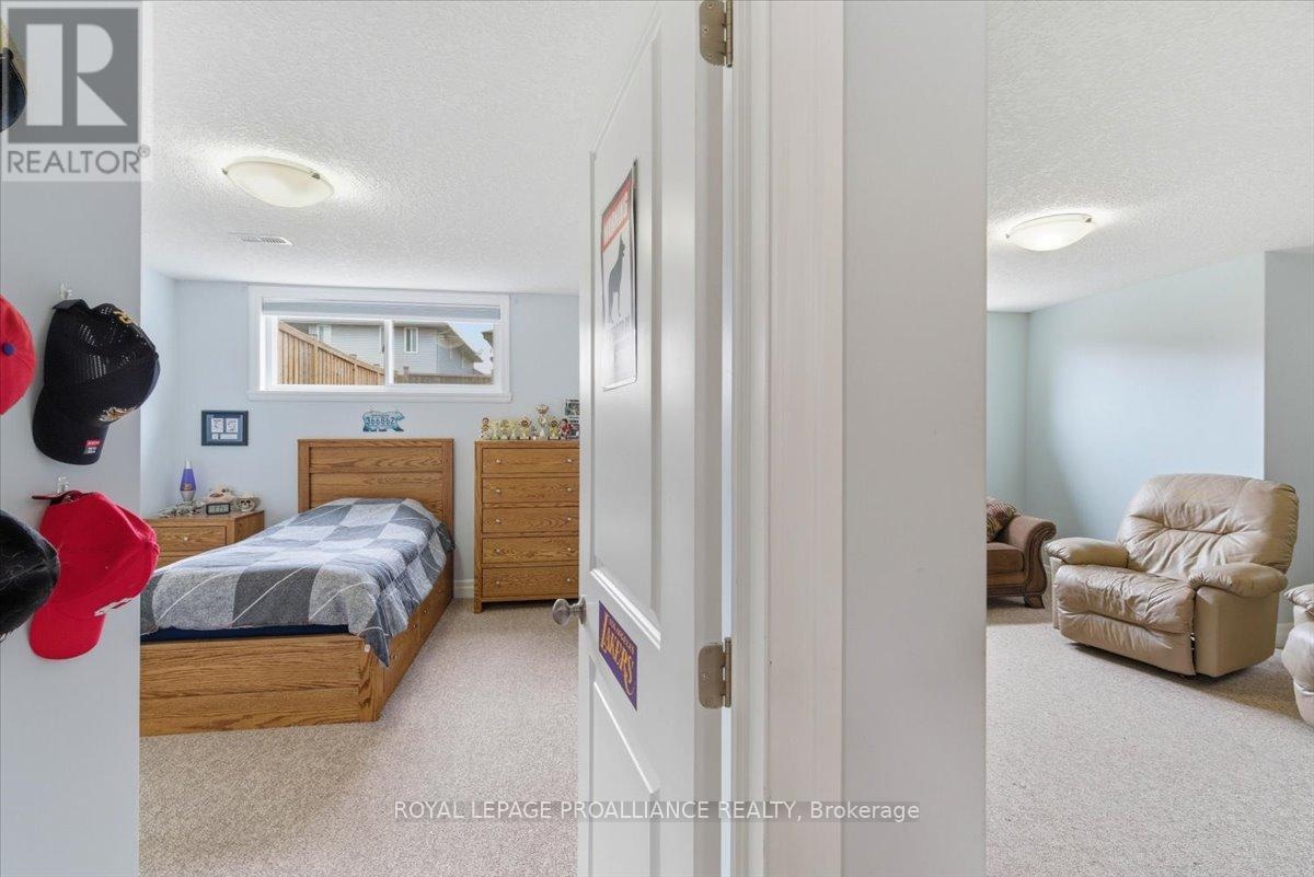 68 Cortland Crescent, Quinte West, Ontario  K8V 0E9 - Photo 30 - X13032058