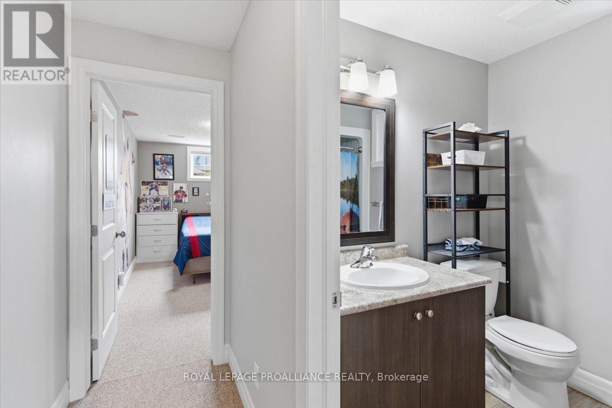 68 Cortland Crescent, Quinte West, Ontario  K8V 0E9 - Photo 34 - X13032058