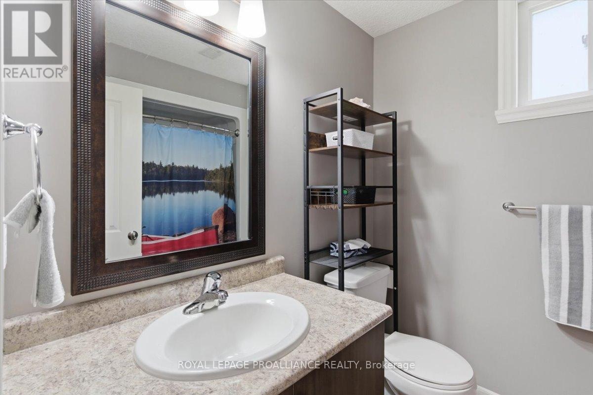 68 Cortland Crescent, Quinte West, Ontario  K8V 0E9 - Photo 36 - X13032058