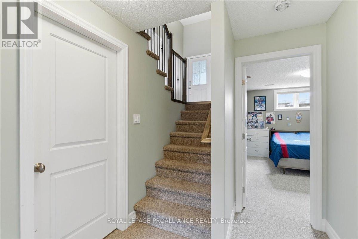 68 Cortland Crescent, Quinte West, Ontario  K8V 0E9 - Photo 40 - X13032058