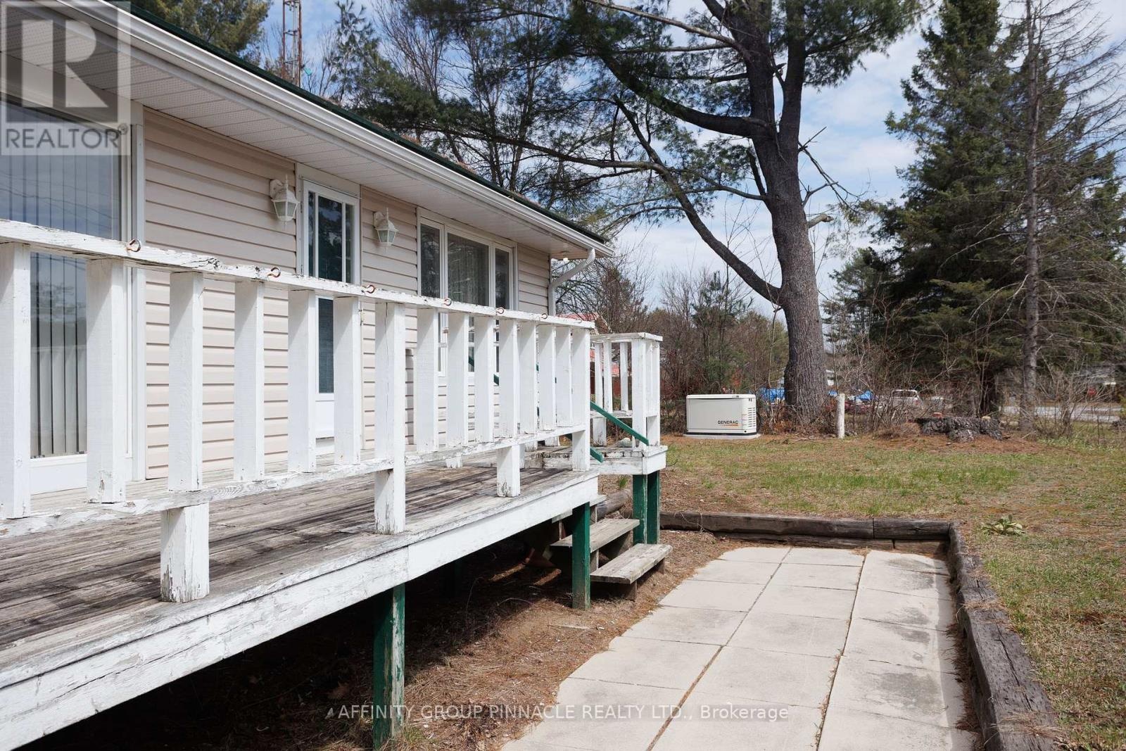 14 Hilton's Point Road, Kawartha Lakes, Ontario  K0M 0B2 - Photo 4 - X13035688