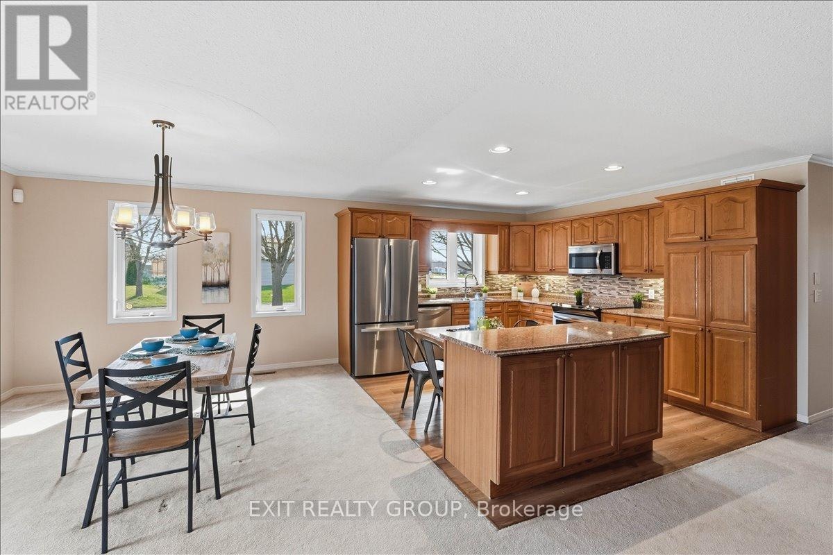 334 Bridge Street W, Belleville, Ontario  K8P 5M1 - Photo 5 - X13037630