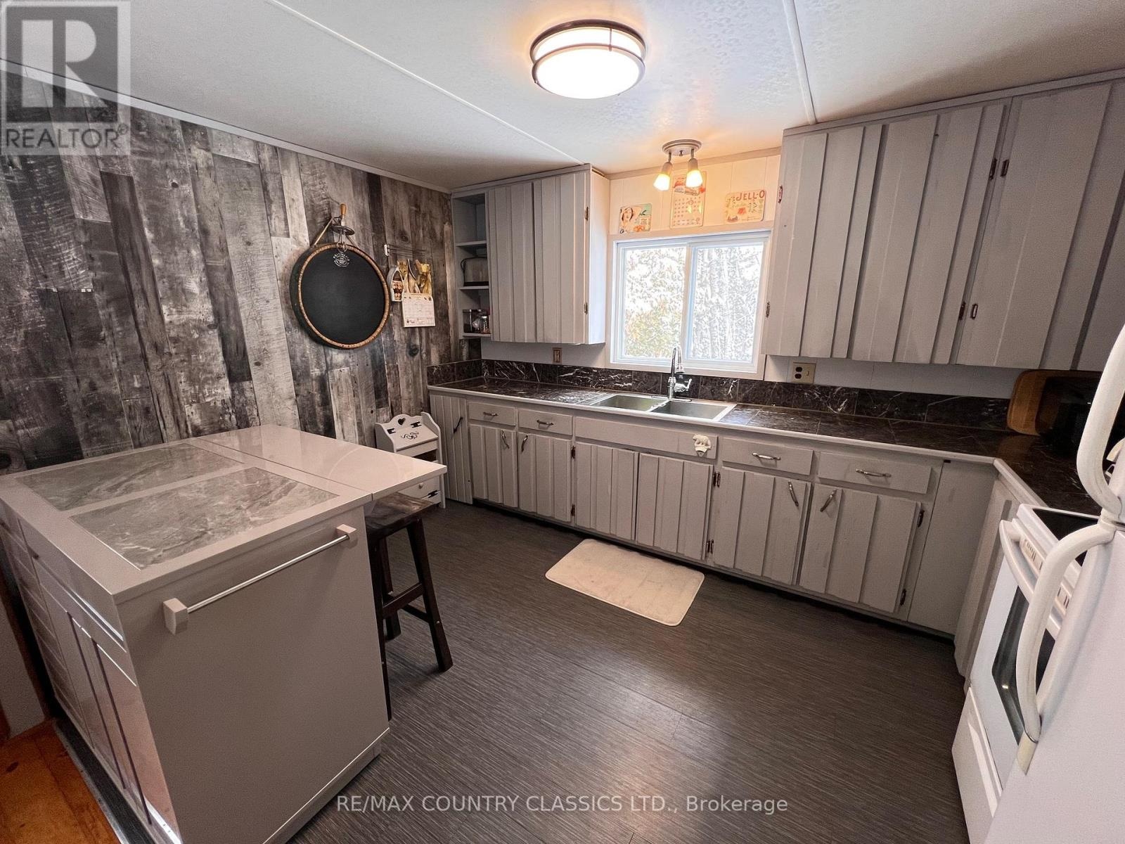 1322a Weslemkoon Lake Road, Tudor And Cashel, Ontario  K0L 1W0 - Photo 31 - X12895156