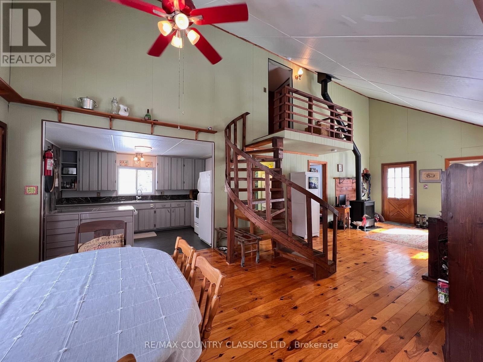 1322a Weslemkoon Lake Road, Tudor And Cashel, Ontario  K0L 1W0 - Photo 35 - X12895156